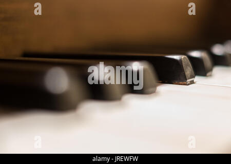 Touches piano closeup macro piano vintage - Banque D'Images