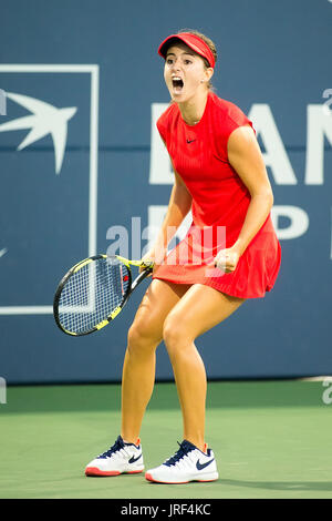 04 août 2017 : Catherine Bellis (USA) en action contre Petra Kvitova (CZE) à la Bank of the West Classic au Taube Tennis Stadium de Stanford, en Californie. ©Mal Tdamr/TennisClix/CSM Banque D'Images