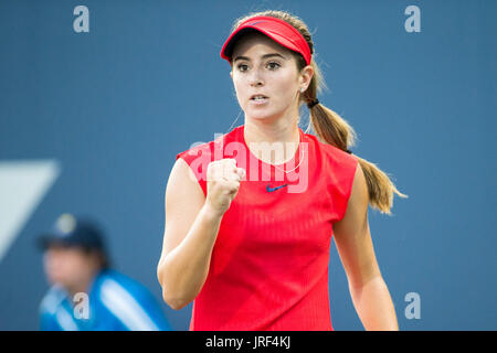 04 août 2017 : Catherine Bellis (USA) en action contre Petra Kvitova (CZE) à la Bank of the West Classic au Taube Tennis Stadium de Stanford, en Californie. ©Mal Tdamr/TennisClix/CSM Banque D'Images