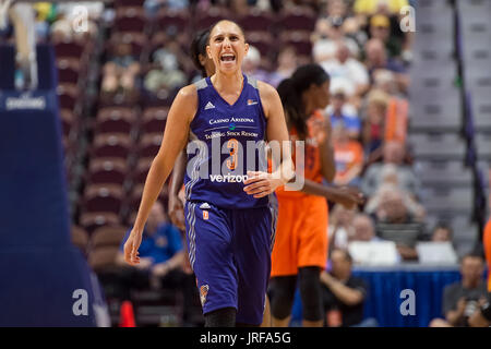 Uncasville, Connecticut, USA. 04 août, 2017. Phoenix Mercury guard Diana Taurasi (3) au cours de la seconde moitié du match de basket-ball WNBA entre les Phoenix Mercury et le Connecticut Sun au Mohegan Sun Arena. Arizona Phoenix défait 93-92. Chris Poss/Alamy Live News Banque D'Images