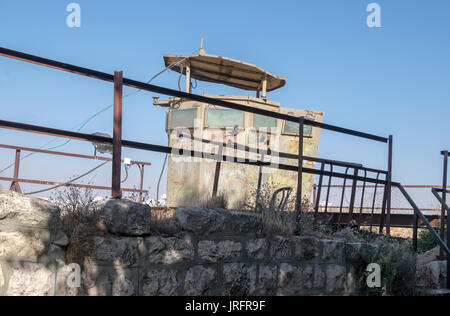 Avant-postes militaires israéliens dans le centre-ville de Hébron, en Palestine pour défendre les colonies illégales dans le centre de la ville par des colons israéliens Banque D'Images