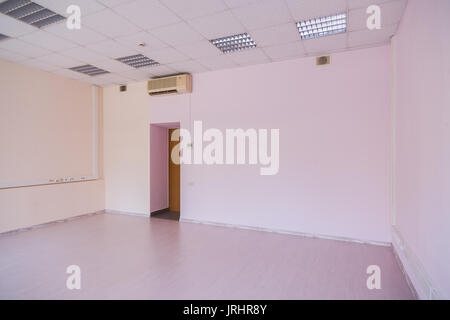 Moscou, Russie - le 4 août 2015 - Empty office interior Banque D'Images