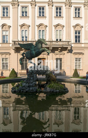 Pegasusbrunnen und Schloss Mirabell, Österreich | Pegasus Fontaine à Palais Mirabell à Salzbourg, Autriche Banque D'Images