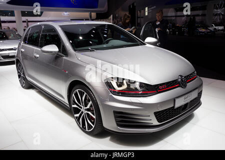 Francfort, Allemagne - Sep 16, 2015 : Volkswagen Golf GTI voiture à l'auto IAA de Francfort. Banque D'Images