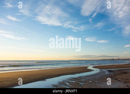 Vue vers le sud en direction de Redcar Seaton Carew beach. Seaton Carew, au nord est de l'Angleterre. UK Banque D'Images