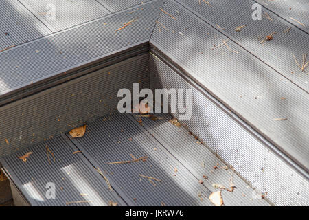 Escalier avec un angle intérieur sur la terrasse Banque D'Images