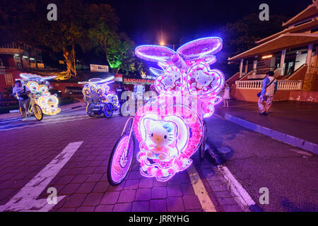 (Pousse-pousse) en trishaw Malacca au Patrimoine Mondial de l'UNESCO, la Malaisie Banque D'Images