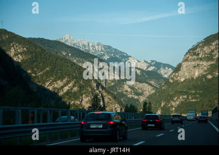 A23 Autostrada Alpe-Adria en Italie. 30 Juillet 2016 © Wojciech Strozyk / Alamy Stock Photo Banque D'Images