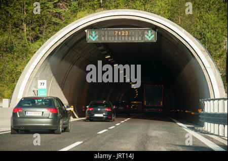 Autoroute A23 Tunnel Alpe-Adria en Italie. 30 Juillet 2016 © Wojciech Strozyk / Alamy Stock Photo Banque D'Images