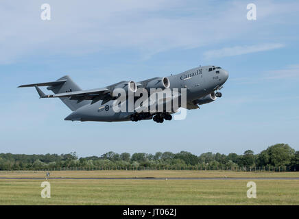 Boeing CC-177 Globemaster III, 177703, ARC, quitte le Royal International Air Tattoo Banque D'Images