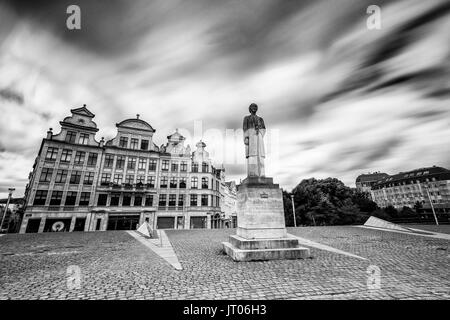 Maisons historiques vu de Square Albertine au Mont des Arts de Bruxelles, Belgique Banque D'Images