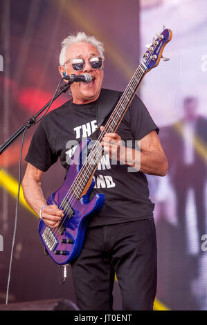 Le Trevor Horn Band avec invité spécial Matt Cardle jouer Rewind North Festival, Capesthorne Hall, le 05 août, 2017 dans le Cheshire. Banque D'Images