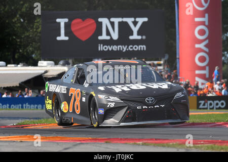 Watkins Glen, New York, Royaume-Uni. Le 06 août, 2017. 6 août 2017 : Monster Energy Cup NASCAR pilote série Martin Truex Jr. # 78 au cours de la NASCAR Cup Series Monster Energy I Love NY 355 au Glen le dimanche, Août 6, 2017 à Watkins Glen International, à Watkins Glen, New York. Barnes riche/CSM Crédit : Cal Sport Media/Alamy Live News Banque D'Images