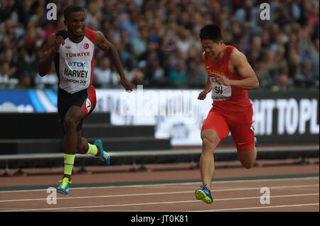 Bingtian Su, Chine, et Jak Ali HARVEY, de la Turquie, au cours de 100 mètres du stade de demi-finale à Londres à Londres le 5 août 2017 au 2017 es Championnats du monde d'athlétisme. Banque D'Images