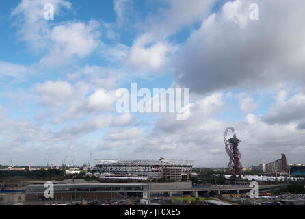 Londres, Grossbritannien. 06Th Aug, 2017. Das Olympiastadion à Londres mit dem ArcelorMittal Orbit, Uebersicht, l'Olympiapark, Allgemein, fonction, Randmotiv, am 03.08.2017 Leichtathletik Weltmeisterschaft 2017 à Londres/ Grossbritannien, vom 04.08. - 13.08.2017. | Verwendung weltweit Credit : dpa/Alamy Live News Banque D'Images