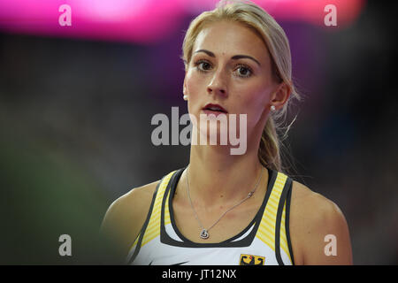 Londres, Royaume-Uni. 07Th Aug, 2017. L'Allemagne Kristin Gierisch se prépare pour la finale du triple saut femmes à l es Championnats du monde d'athlétisme au Stade olympique à Londres, Royaume-Uni, 07 août 2017. Photo : Rainer Jensen/dpa/Alamy Live News Banque D'Images