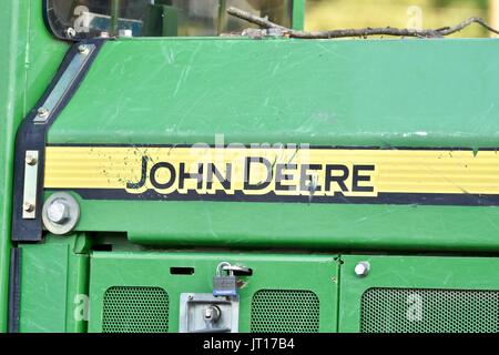 Tracteur John Deere vert Banque D'Images