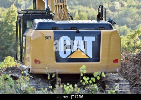 Matériel d'exploitation forestière chargeuse Caterpillar bulldozer Banque D'Images