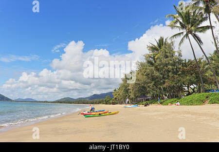 Via Palm Cove Cairns, Queensland, Australie Banque D'Images