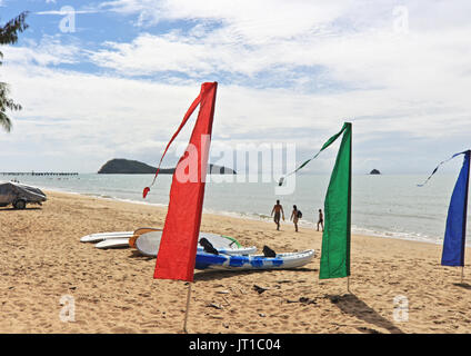 Via Palm Cove Cairns, Queensland, Australie Banque D'Images