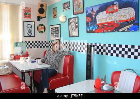 Holly's Diner et Crouch Motel, Burnham Road, Latchingdon, Essex, Angleterre, Grande-Bretagne, Royaume-Uni, UK, Europe Banque D'Images