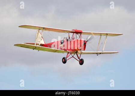 De Havilland Tiger Moth Tiger 9 de l'équipe de démonstration de l'aéronautique Banque D'Images