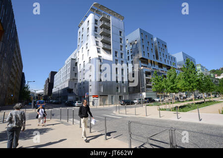 Lyon (sud-est de la France) : real estate, les bâtiments dans le quartier de la Confluence, dans le 2ème arrondissement. Les bâtiments modernes dans le nouveau quartier Banque D'Images