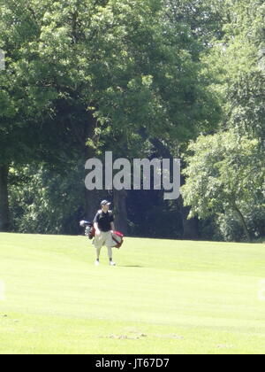 Un golfeur sur le green Banque D'Images