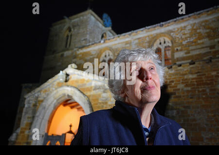 Mar0078330 Gail Rudge à All Saints Church à Braunston à Rutland, où les chauves-souris sont se percher et causant des dommages. 3 août 2017. Photos par John Robertson, Banque D'Images