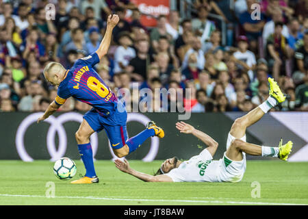 Barcelone, Catalogne, Espagne. 7e août, 2017. Le milieu de terrain du FC Barcelone A. INIESTA en action pendant la Joan Gamper Trophy entre FC Barcelone et Chapecoense au Camp Nou à Barcelone Crédit : Matthias Rickenbach/ZUMA/Alamy Fil Live News Banque D'Images