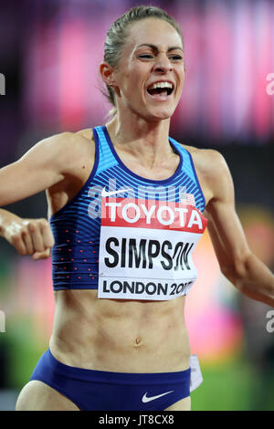 Londres, Royaume-Uni. 07-Août-17. Jennifer Simpson de l'USA célèbre son 2ème place du 1500m lors de la finale 2017, championnats du monde IAAF, Queen Elizabeth Olympic Park, Stratford, London, UK. Crédit : Simon Balson/Alamy Live News Banque D'Images