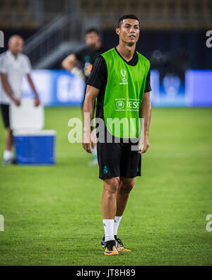 Skopje, Macédoine. 7 août 2017, Philip II Arena, Skopje, Macédoine ; 2017 Super Super Coupe de l'UEFA ; Real Madrid contre Manchester United ; Pre Match Conférence de presse et une session de formation ; l'avant Cristiano Ronaldo du Real Madrid au cours de la formation avant le match jour Crédit : Nikola Krstic/Alamy Live News Banque D'Images