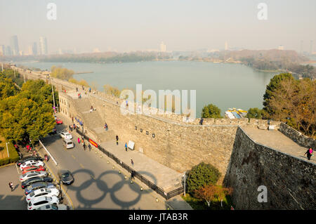 2 janvier, 2015. Nanjing, Chine. Une vue abstraite des anneaux olympiques sur le mur de la ville de Nanjing dans la province de Jiangsu en Chine. Les touristes chinois visitant Banque D'Images