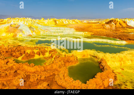 Dans l'acide de couleur spings, Dallol hottest place sur terre, dépression Danakil, l'Éthiopie, l'Afrique Banque D'Images