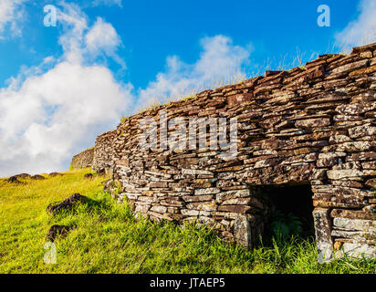 Village d'Orongo, parc national de Rapa Nui, Site du patrimoine mondial de l'UNESCO, l'île de Pâques, Chili, Amérique du Sud Banque D'Images