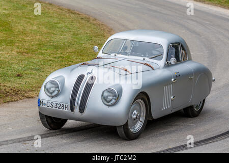 1939 BMW 328 'Mille Miglia' Touring Coupé endurance racer au Goodwood Festival of Speed 2017, Sussex, UK. Banque D'Images