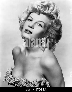 CORINNE CALVET (1925-2001) actrice française sur 1956 Banque D'Images