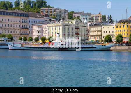 Le lac Traunsee à Gmunden, Autriche Banque D'Images