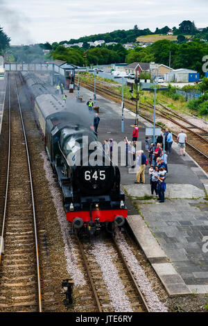 Le Train à vapeur Royal écossais prend ses passagers à par la gare, St Austell, Cornwall. Éditorial, 06/08/2017, Banque D'Images