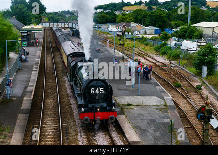 Le Train à vapeur Royal écossais prend ses passagers à par la gare, St Austell, Cornwall. Éditorial, 06/08/2017, Banque D'Images