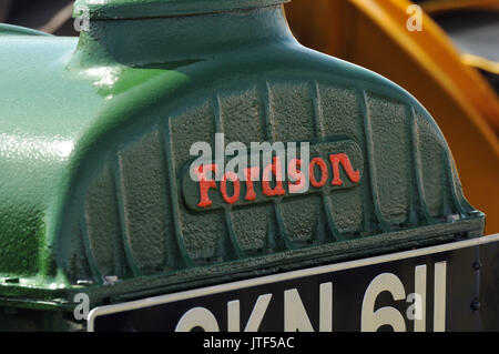 Dans les tracteurs d'époque entièrement restauré à l'état un spectacle d'outils agricoles et de machines sur l'île de Wight Banque D'Images