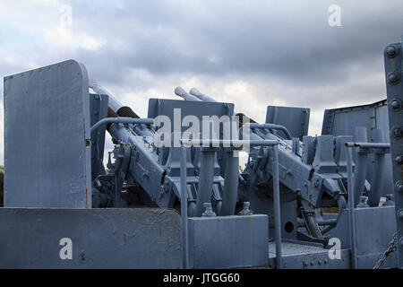 40mm Anit Aircraft canons montés sur Battleship North Carolina Wilmington Banque D'Images