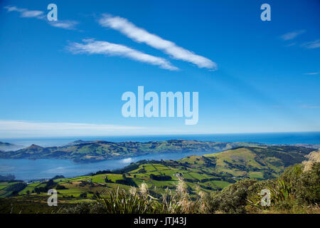 Terres agricoles à la jonction, et d'Otago Harbour et péninsule d'Otago, Dunedin, Nouvelle-Zélande, île du Sud Banque D'Images