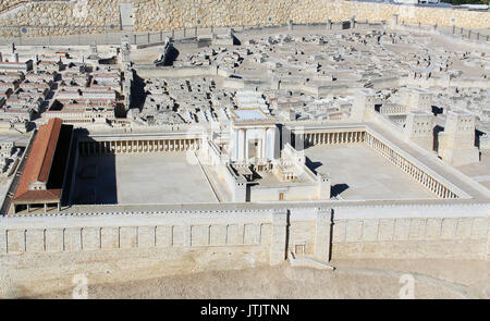 Ancien modèle de Jérusalem à l'époque du deuxième temple. Y compris le Temple sur le mont du Temple, la Basilique Royale, porte est sur le Cédron Banque D'Images