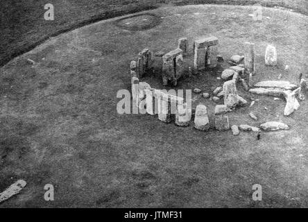 L'ancien monument Stonehenge (Wiltshire) photographié à partir de l'air en 1930 Banque D'Images