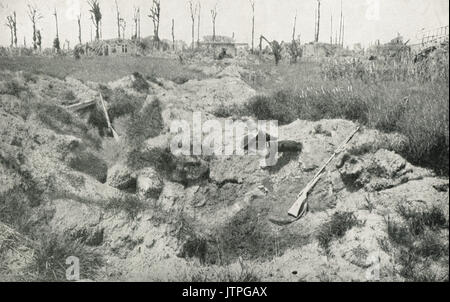 Lendemain de mortels bombardé, tranchée WW1 Banque D'Images