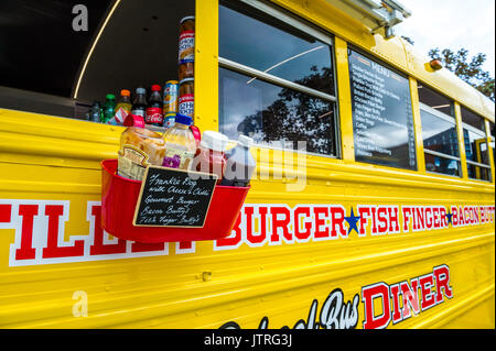 En dehors d'un bac Sause burger mobile bus. Banque D'Images