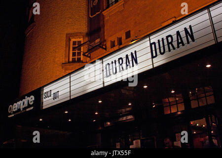 Extérieur de London's O2 Shepherds Bush Empire, affichage de Duran Duran Sold Out Banque D'Images