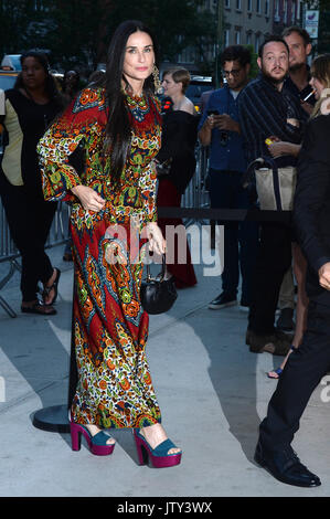 Demi Moore assiste à la première de new york 'bon temps' au théâtre sva le 8 août 2017 dans la ville de New York. Banque D'Images