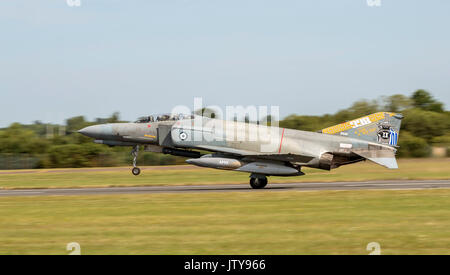 F-4E Phantom, Hellanic Air Force au départ de RAF Fairford après le Royal International Air Tattoo Banque D'Images